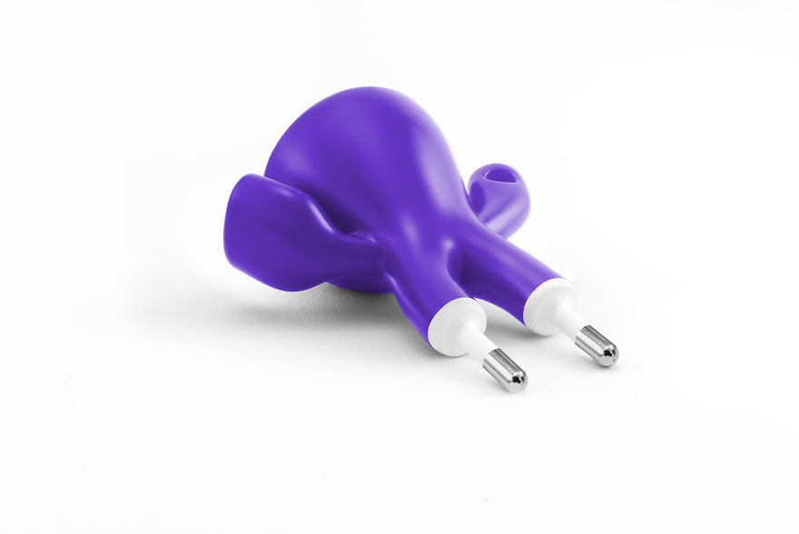 I Invented A Travel Adapter Which Fit In Every Socket Over The World I Invented A Travel Adapter Which Fit In Every Socket Over The World