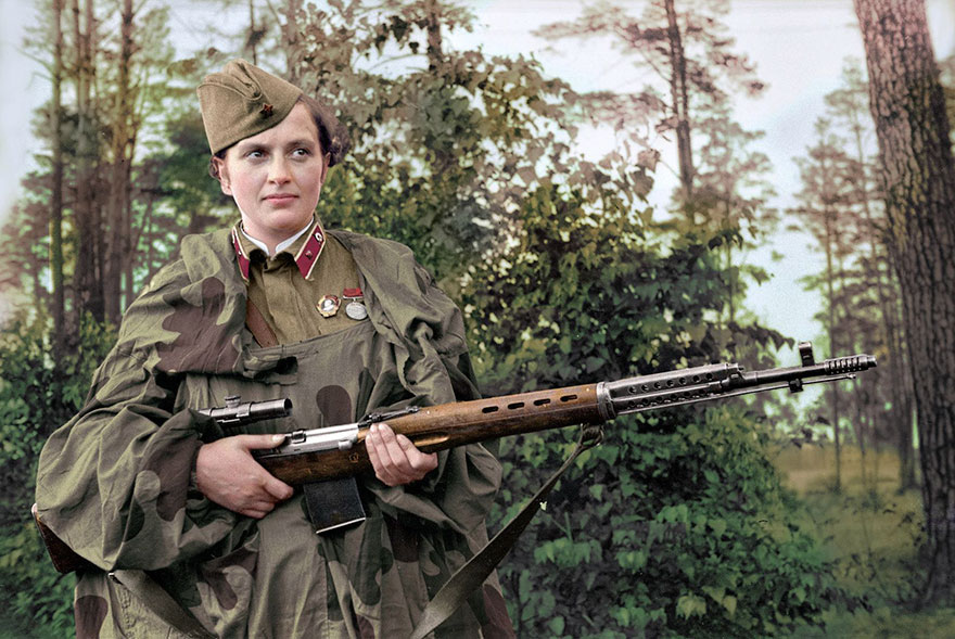 Colourised Pics Of Russia’s Female Snipers Who Terrorised Nazis, Including “Lady Death” With 309 Kills Colourised Pics Of Russia’s Female Snipers Who Terrorised Nazis, Including “Lady Death” With 309 Kills