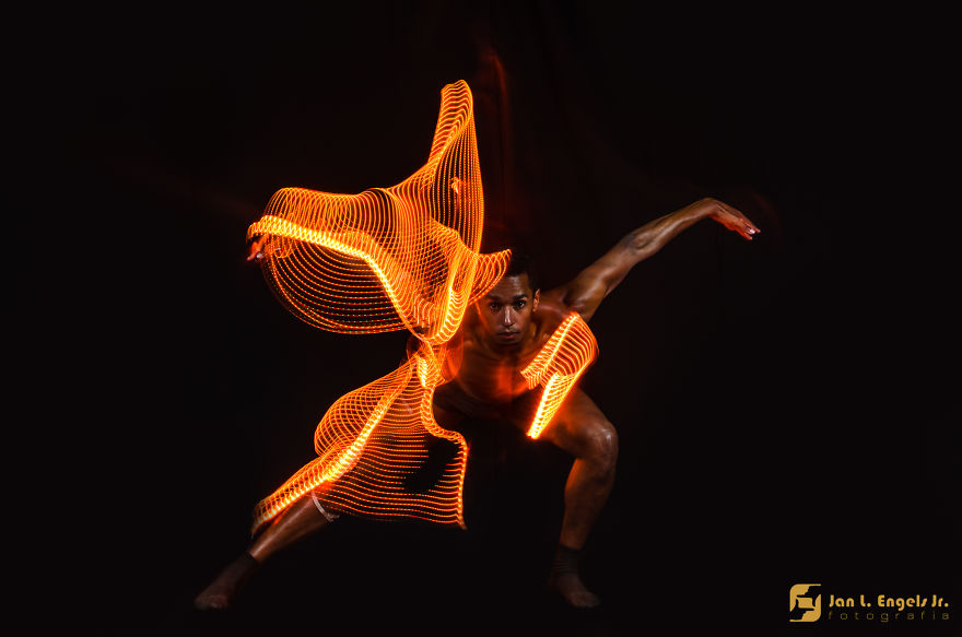 Balled Project: I Show The Movement Of Ballet Dancers With Long Exposure Photography Balled Project: I Show The Movement Of Ballet Dancers With Long Exposure Photography