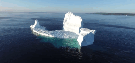 GIANT 150ft Iceberg Is Floating Past Canada, And It’s 50ft Bigger Than The One That Sank Titanic GIANT 150ft Iceberg Is Floating Past Canada, And It’s 50ft Bigger Than The One That Sank Titanic