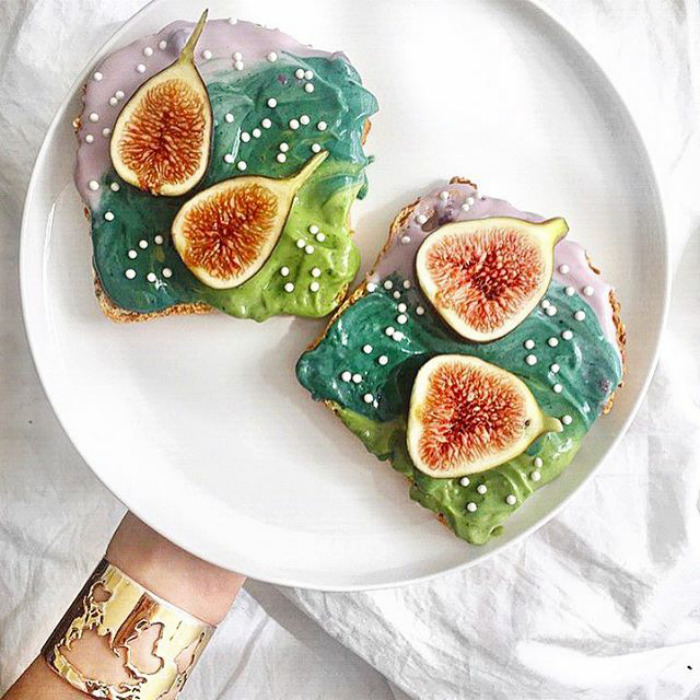 Mermaid Toast Is A Thing Now, And Instagram Is Seriously In Love With It
