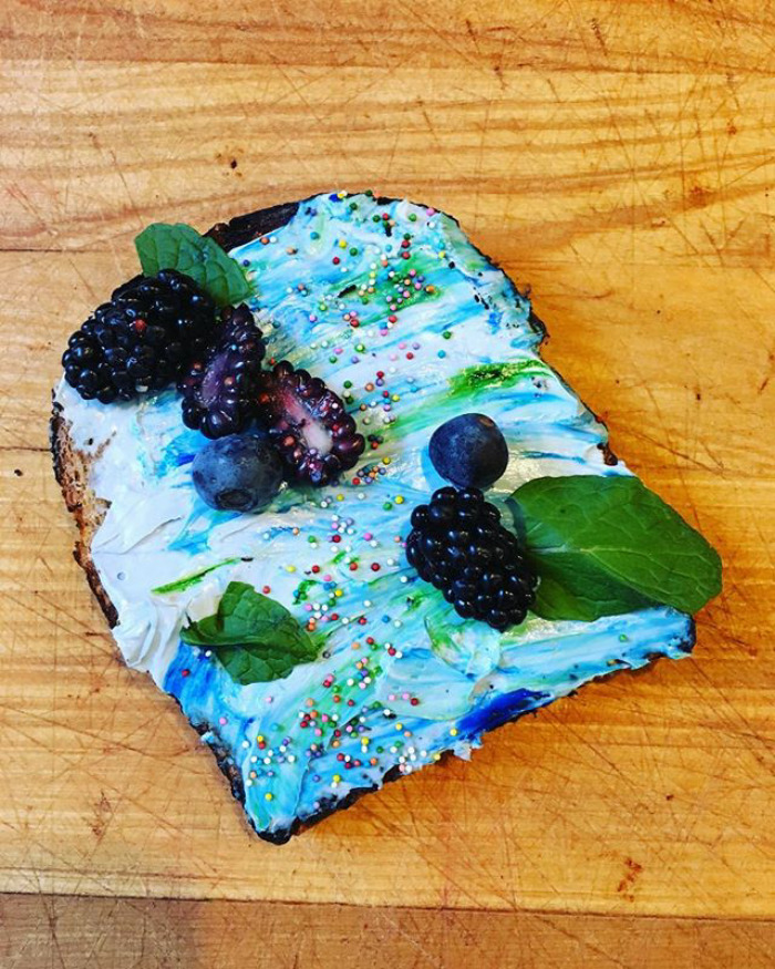 Mermaid Toast Is A Thing Now, And Instagram Is Seriously In Love With It