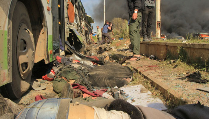 Syrian Photographer Stops Shooting To Save Injured Boy, Falls On His Knees After Realizing What Happened (NSFW)