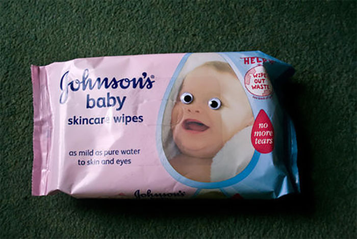 50 Funny Pics That Prove Googly Eyes Make EVERYTHING Look Better
