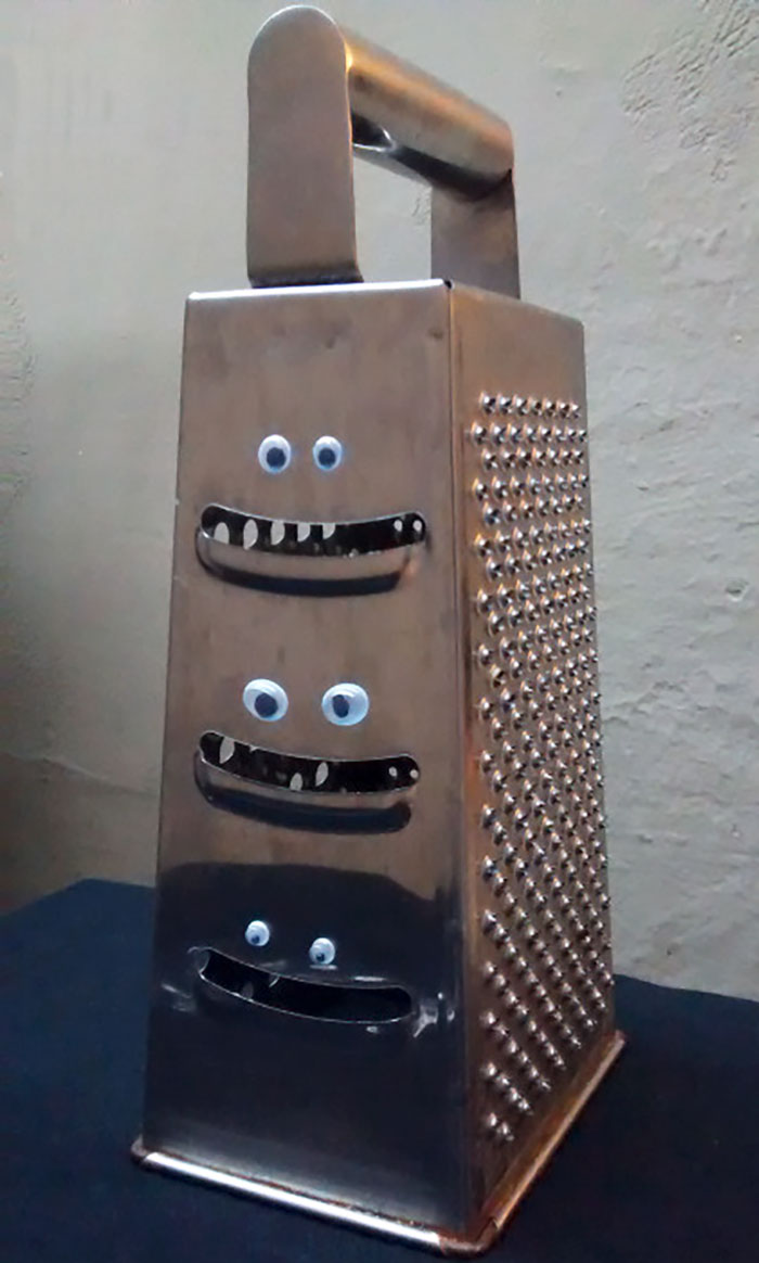 50 Funny Pics That Prove Googly Eyes Make EVERYTHING Look Better