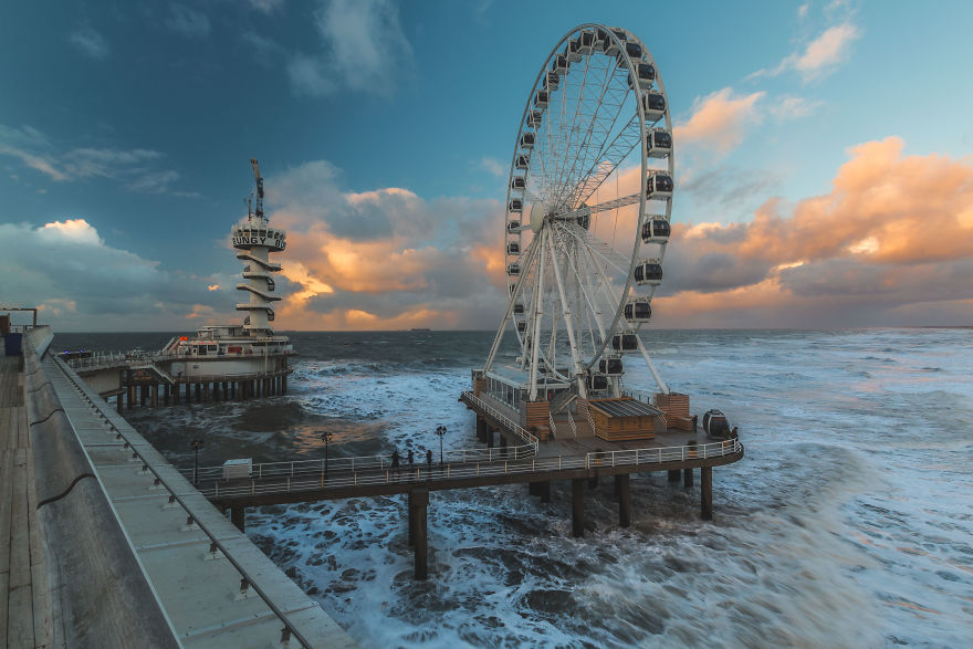 I Live Close To The Only Ferris Wheel Over The Water In Europe… And It’s Amazing I Live Close To The Only Ferris Wheel Over The Water In Europe… And It’s Amazing