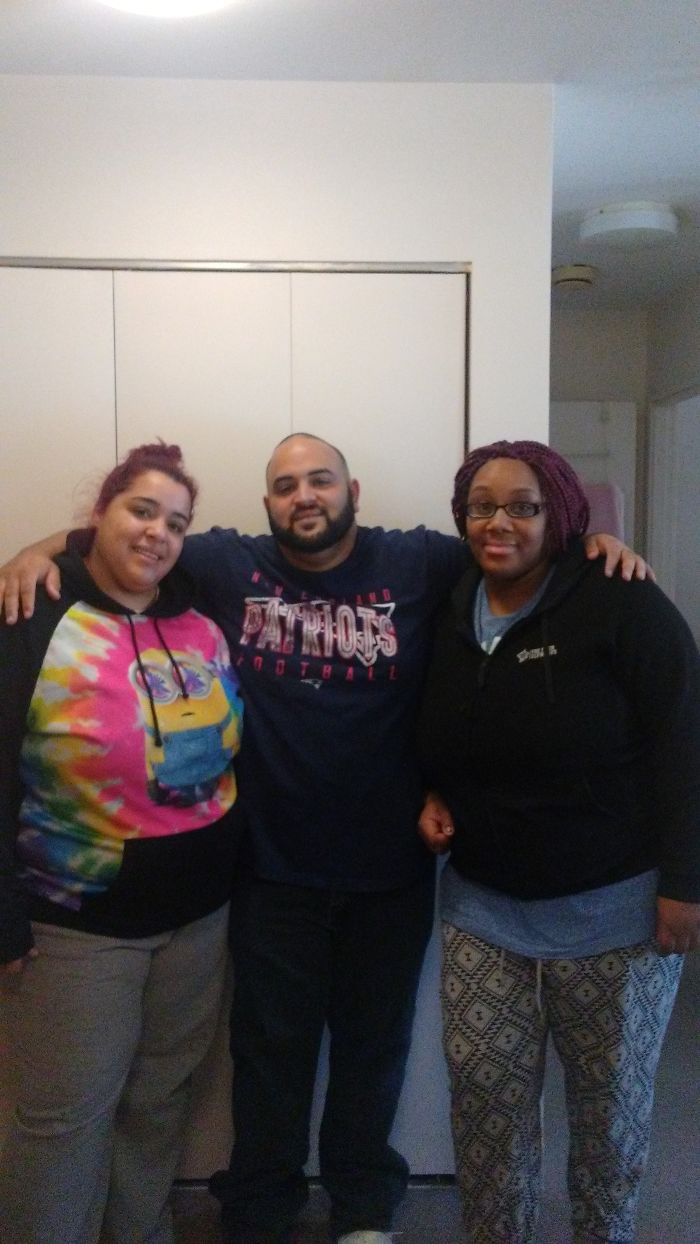 193 Siblings Who Hilariously Recreated Their Childhood Photos 193 Siblings Who Hilariously Recreated Their Childhood Photos