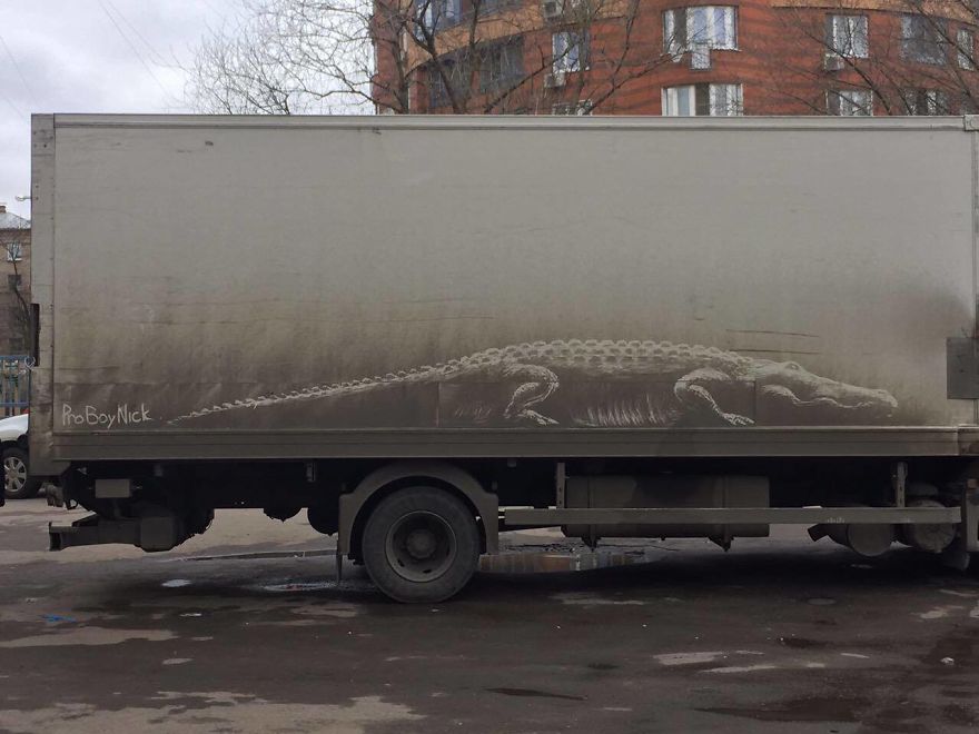 Dirty Car Owners Find Their Cars &#8220;Vandalized&#8221; With Amazing Drawings, And Your Car May Be Next!