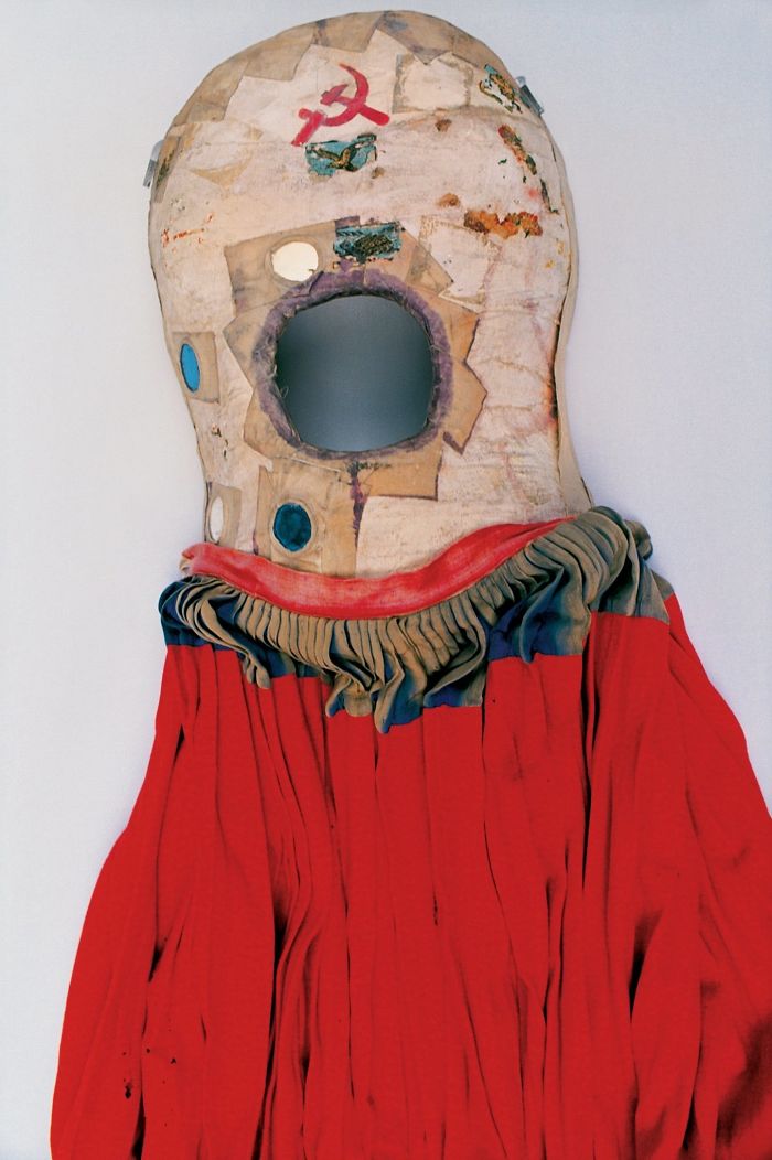Frida Kahlo’s Hidden Wardrobe Unlocked After Almost 50 Years Frida Kahlo’s Hidden Wardrobe Unlocked After Almost 50 Years