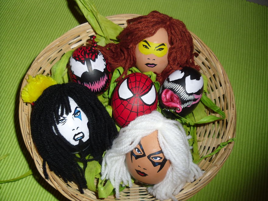 Celeggs: We Turn Eggs Into Celebrities