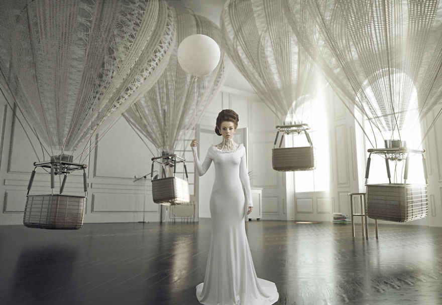 I Capture Feminine Beauty With A Touch Of Surrealism I Capture Feminine Beauty With A Touch Of Surrealism