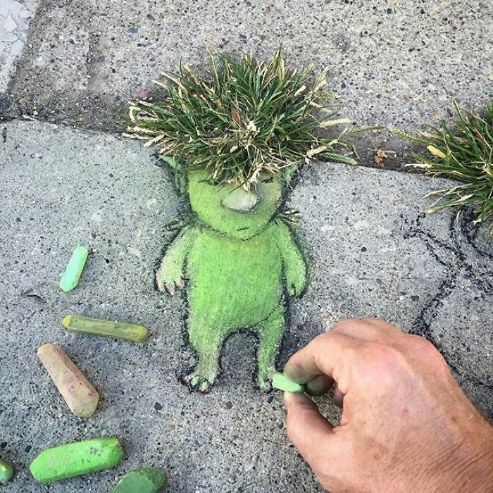 50 Amazing Street Art Installations That Cleverly Interact With Nature