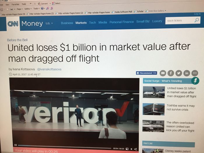 314 Of The Funniest Reactions To United Airlines Violently Dragging A Man Off A Plane (Add Yours)