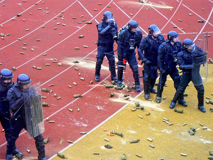 314 Of The Funniest Reactions To United Airlines Violently Dragging A Man Off A Plane (Add Yours)