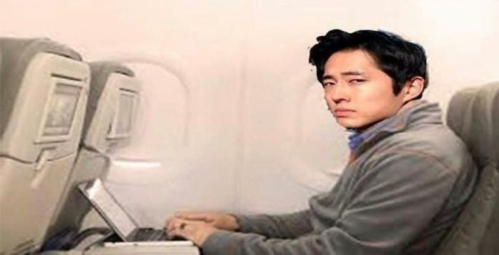 314 Of The Funniest Reactions To United Airlines Violently Dragging A Man Off A Plane (Add Yours)