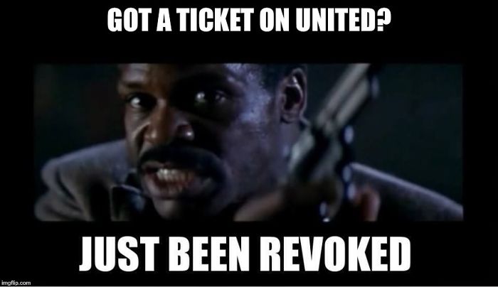 314 Of The Funniest Reactions To United Airlines Violently Dragging A Man Off A Plane (Add Yours)