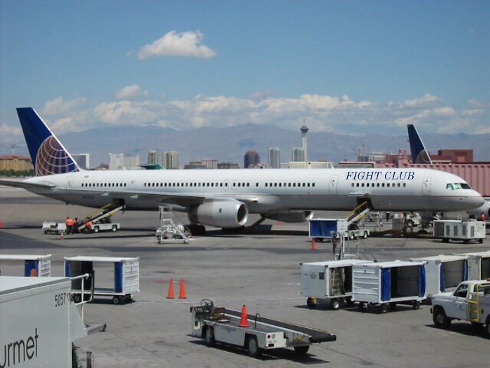 314 Of The Funniest Reactions To United Airlines Violently Dragging A Man Off A Plane (Add Yours)