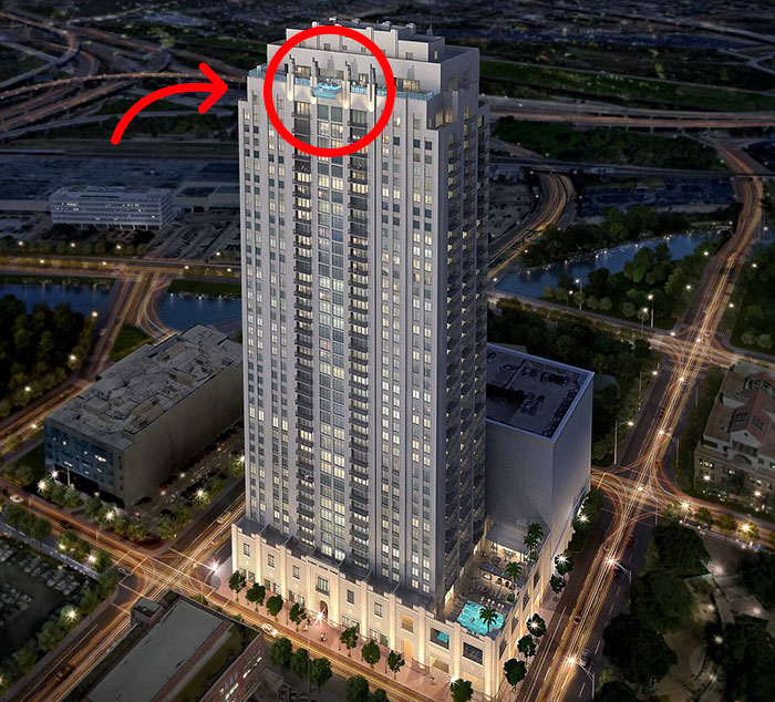 Is This The Scariest Swimming Pool Ever? See What It’s Like To Swim 500ft Above A Busy Road Is This The Scariest Swimming Pool Ever? See What It’s Like To Swim 500ft Above A Busy Road