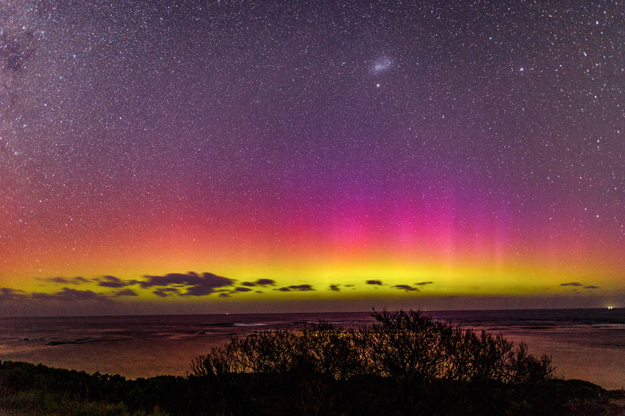 Have You Ever Seen Aurora Australis? It Just Lit Up The Australian Sky And It’s As Amazing As Its Northern ‘Sister’ Have You Ever Seen Aurora Australis? It Just Lit Up The Australian Sky And It’s As Amazing As Its Northern ‘Sister’