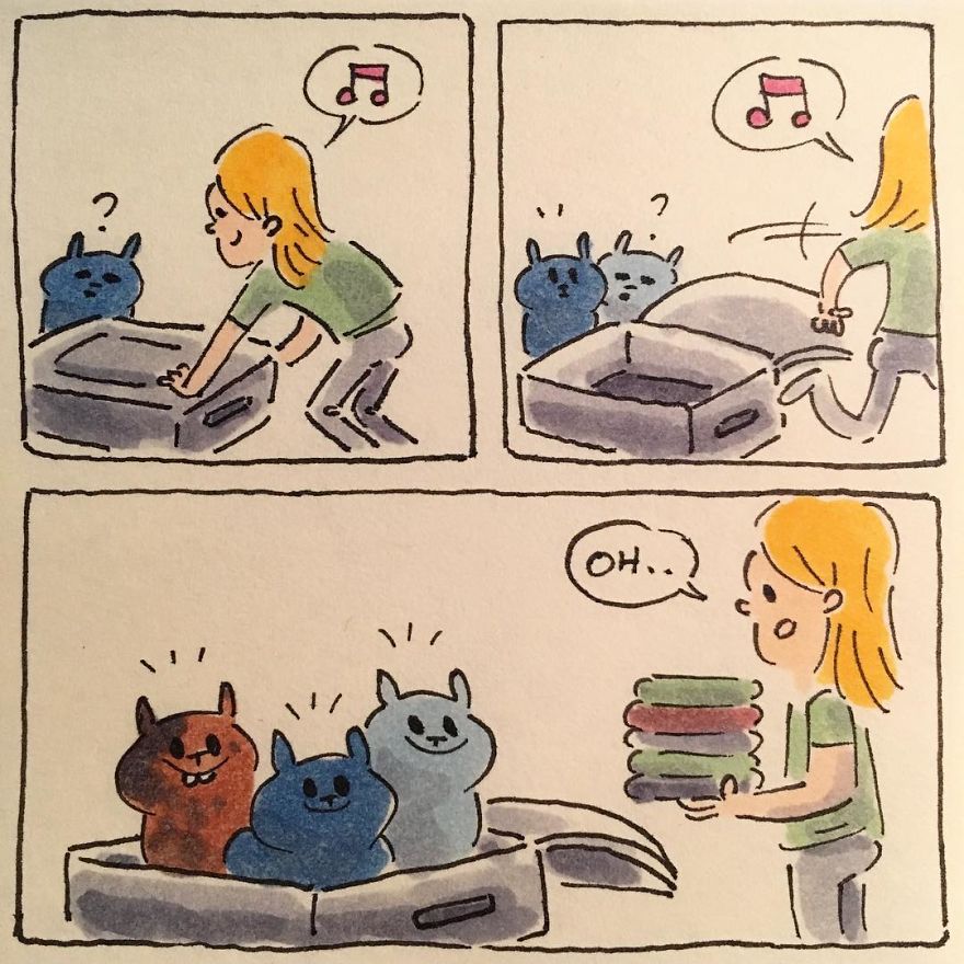 I Capture What It&#8217;s Like Living With My Cats
