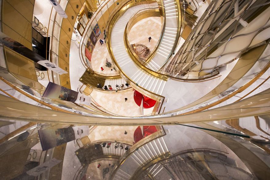 I Found Inside Photos Of The World&#8217;s Newest Mega-Skyscraper