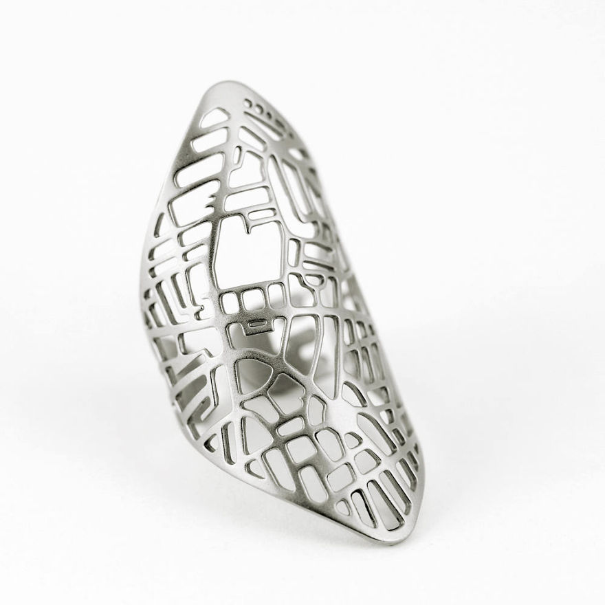 I Create Minimalist Jewelry Maps That Let You Wear Your Favorite Place On Earth I Create Minimalist Jewelry Maps That Let You Wear Your Favorite Place On Earth