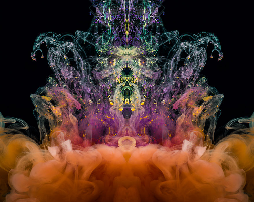 I Used Inks, Dyes, And Paints In Water To Create Surreal Images I Used Inks, Dyes, And Paints In Water To Create Surreal Images