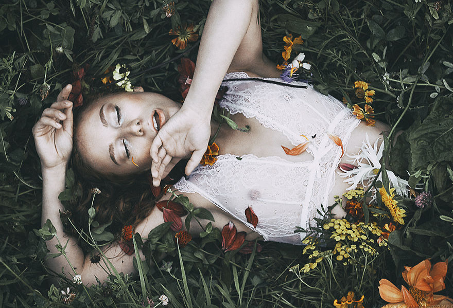 Redheads&#8217; Stories: Flowers