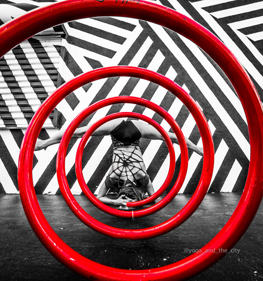 Yoga And The City: Chaos And Meditation Combined In My Newest Photo Project Yoga And The City: Chaos And Meditation Combined In My Newest Photo Project