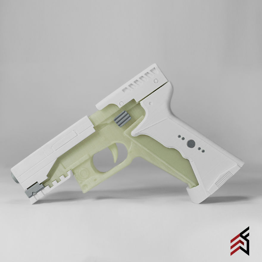 I Made This 3D Printed Ghost In The Shell Replica I Made This 3D Printed Ghost In The Shell Replica