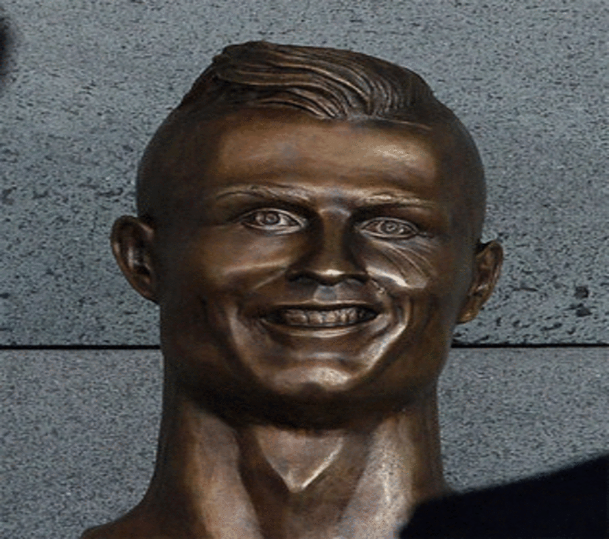 112 Of The Funniest Reactions To Cristiano Ronaldo’s New Statue (Add Yours) 112 Of The Funniest Reactions To Cristiano Ronaldo’s New Statue (Add Yours)