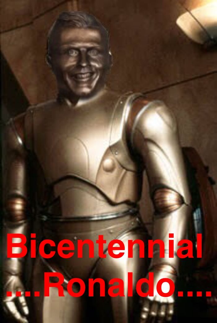 112 Of The Funniest Reactions To Cristiano Ronaldo’s New Statue (Add Yours) 112 Of The Funniest Reactions To Cristiano Ronaldo’s New Statue (Add Yours)