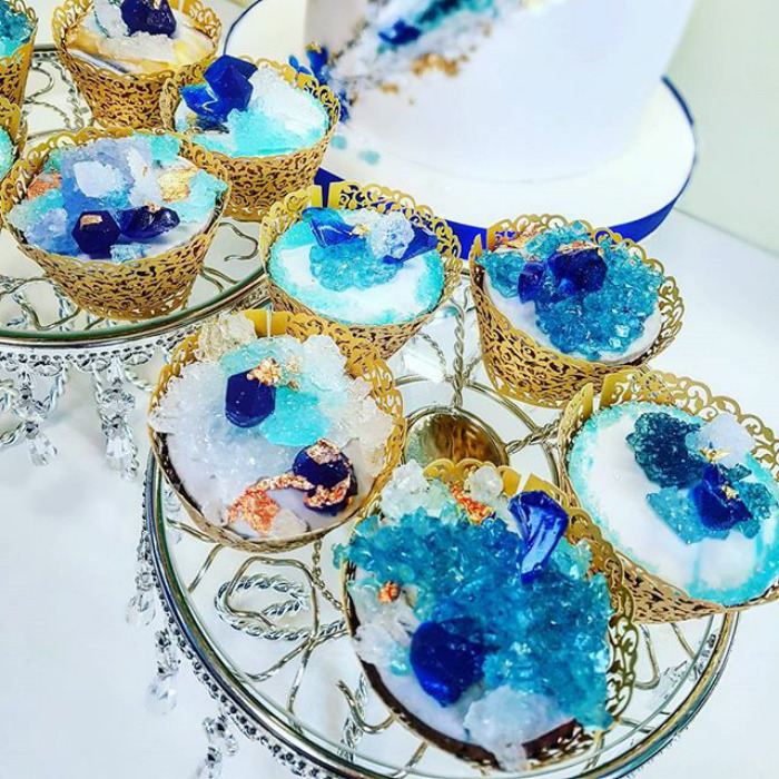 68 Geode Sweets That Are Too Pretty To Eat 68 Geode Sweets That Are Too Pretty To Eat