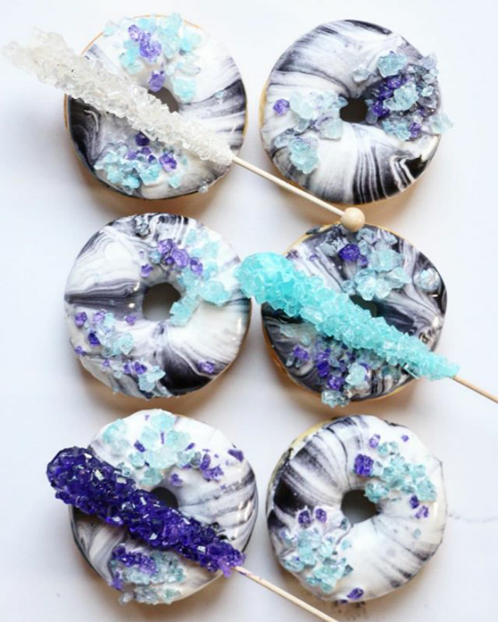 68 Geode Sweets That Are Too Pretty To Eat 68 Geode Sweets That Are Too Pretty To Eat
