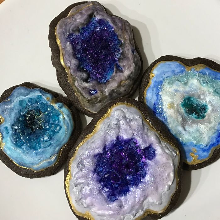 68 Geode Sweets That Are Too Pretty To Eat 68 Geode Sweets That Are Too Pretty To Eat