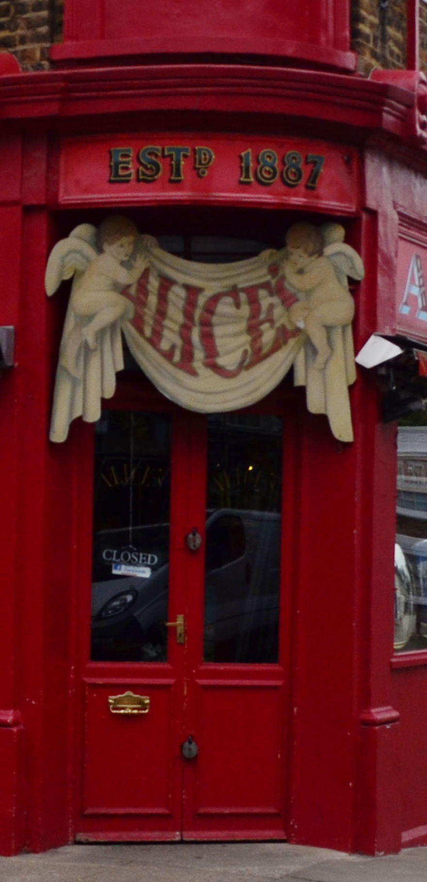 I Photographed Door In London In (Almost) All Colors I Photographed Door In London In (Almost) All Colors