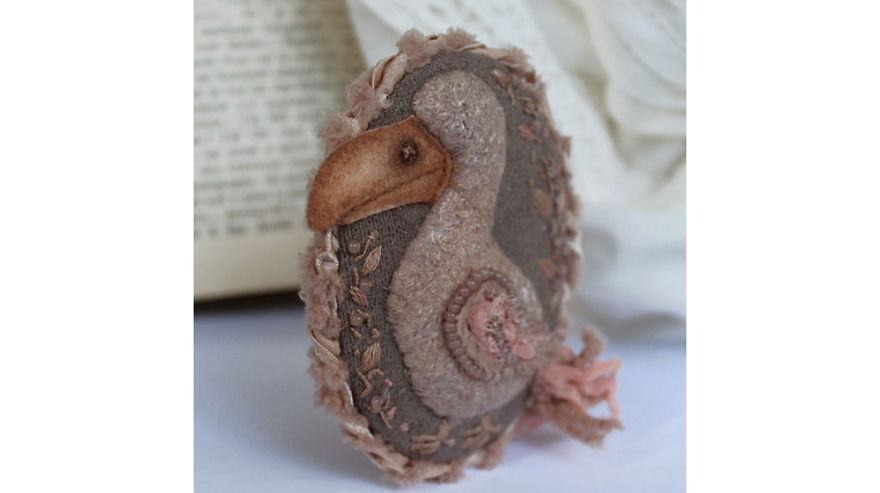 Light Of Sweet Windows: Comfy Brooches By Svetlana Semenova Light Of Sweet Windows: Comfy Brooches By Svetlana Semenova