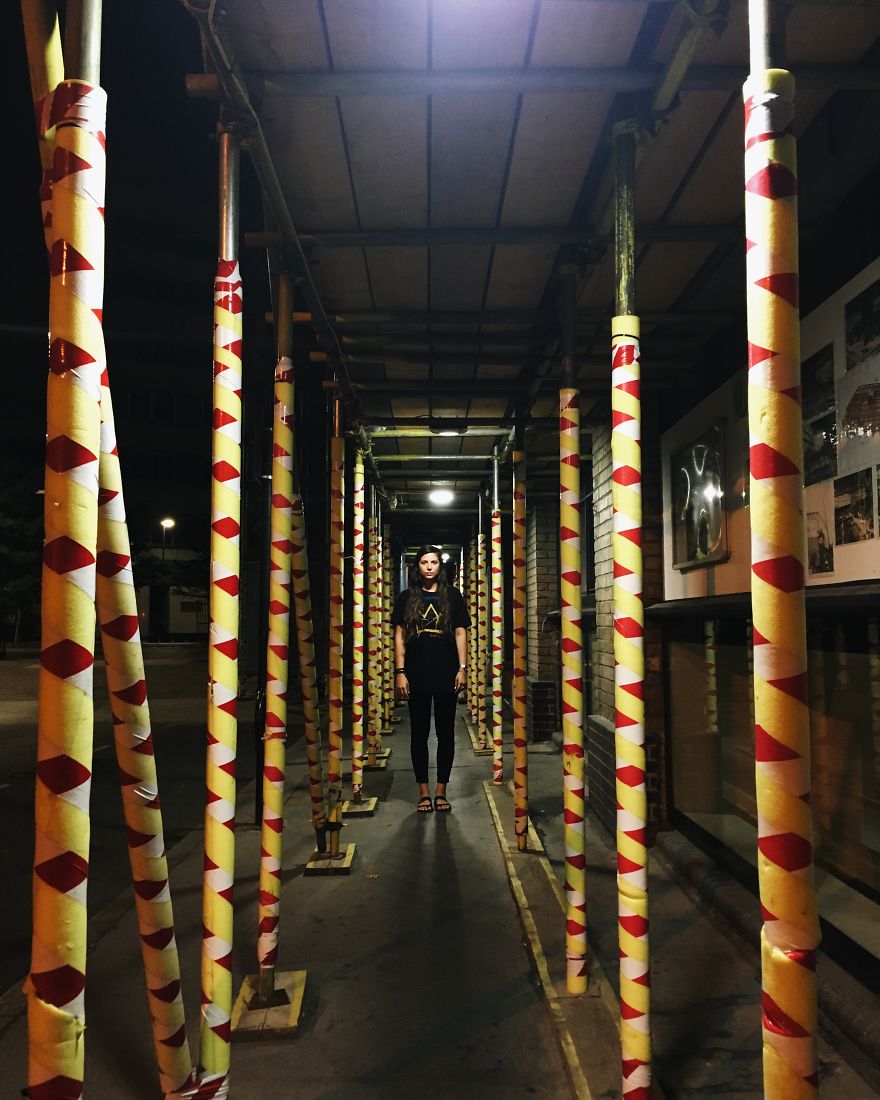 I Find The Symmetrical Centre Point Of Epic Places Around The World I Find The Symmetrical Centre Point Of Epic Places Around The World