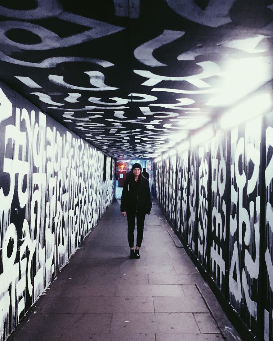 I Find The Symmetrical Centre Point Of Epic Places Around The World I Find The Symmetrical Centre Point Of Epic Places Around The World