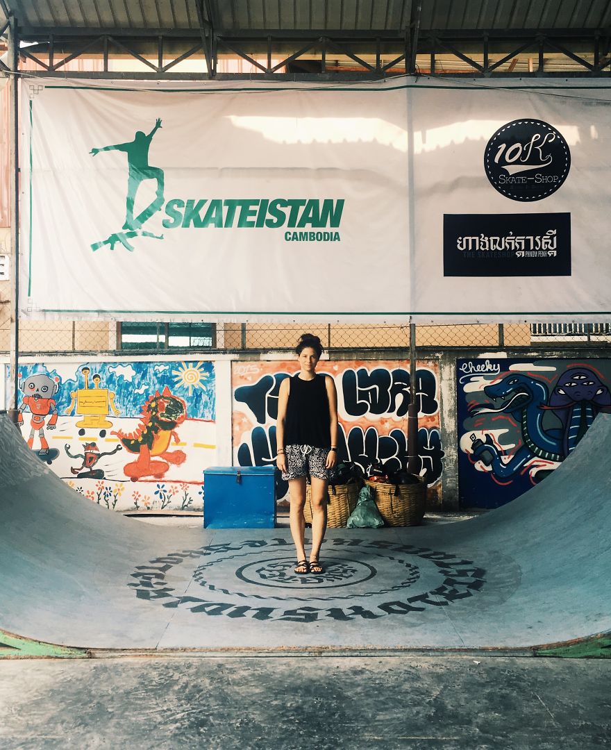 I Find The Symmetrical Centre Point Of Epic Places Around The World I Find The Symmetrical Centre Point Of Epic Places Around The World