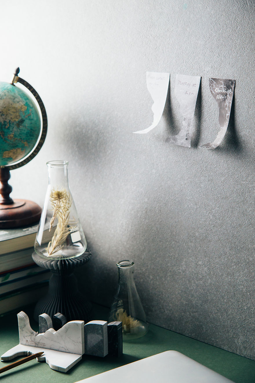 Face Or Vase? Rubin Vase Sticky Notes Show You The Figure-Ground Illusion With Human Evolution History