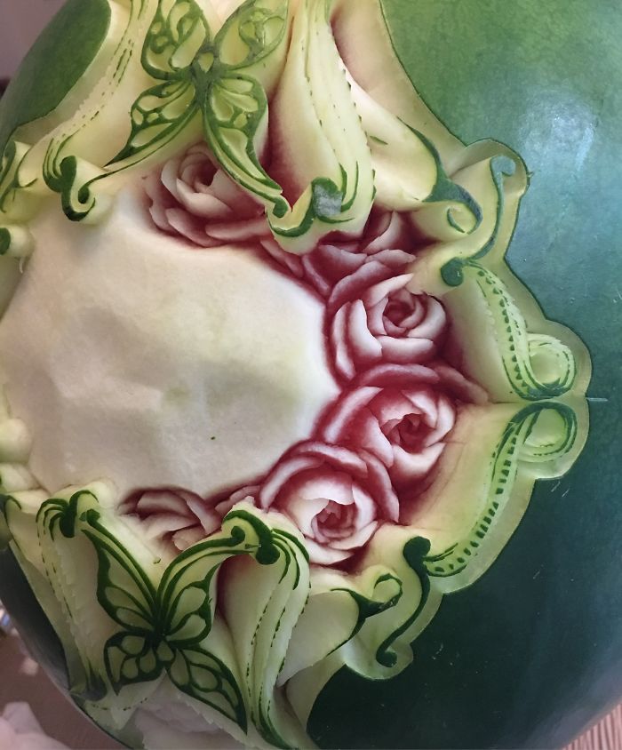 I Turn Watermelons Into Intricate Sculptures I Turn Watermelons Into Intricate Sculptures