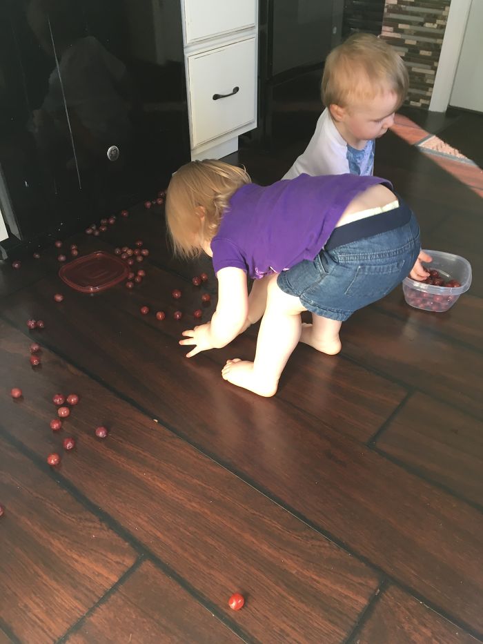 People Ask Me How It Is To Have 3 Little Kids. My Pictures Sum It Up Pretty Well People Ask Me How It Is To Have 3 Little Kids. My Pictures Sum It Up Pretty Well