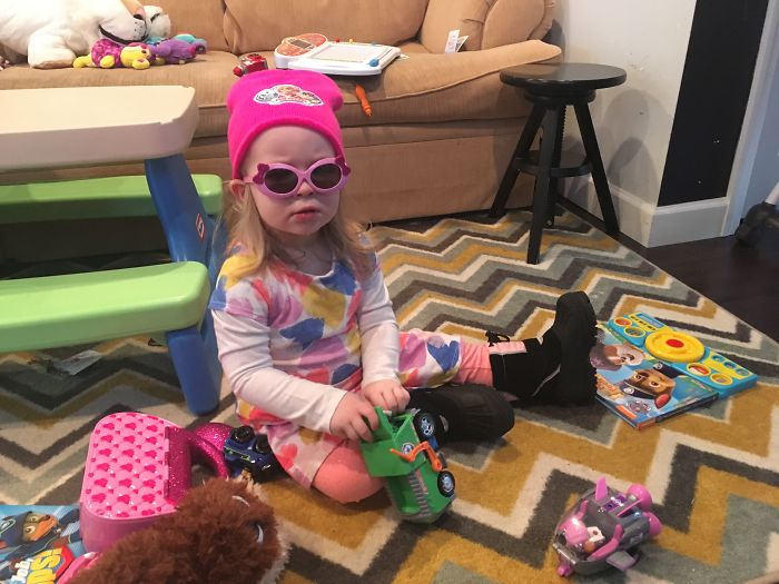 People Ask Me How It Is To Have 3 Little Kids. My Pictures Sum It Up Pretty Well People Ask Me How It Is To Have 3 Little Kids. My Pictures Sum It Up Pretty Well