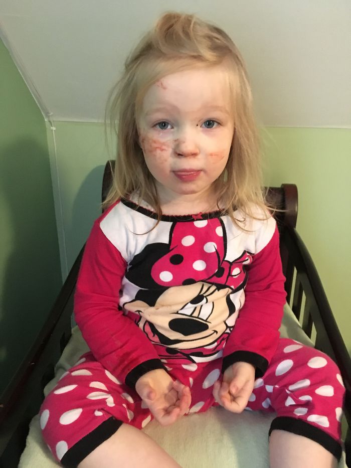 People Ask Me How It Is To Have 3 Little Kids. My Pictures Sum It Up Pretty Well People Ask Me How It Is To Have 3 Little Kids. My Pictures Sum It Up Pretty Well