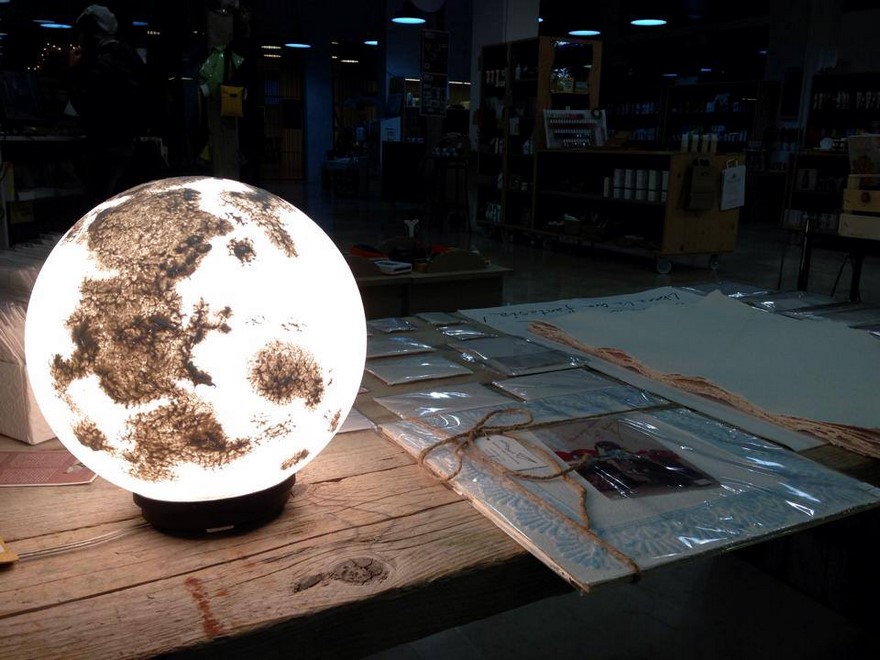 These Moon And Planet Lamps Will Make Your Room Look Out Of This World