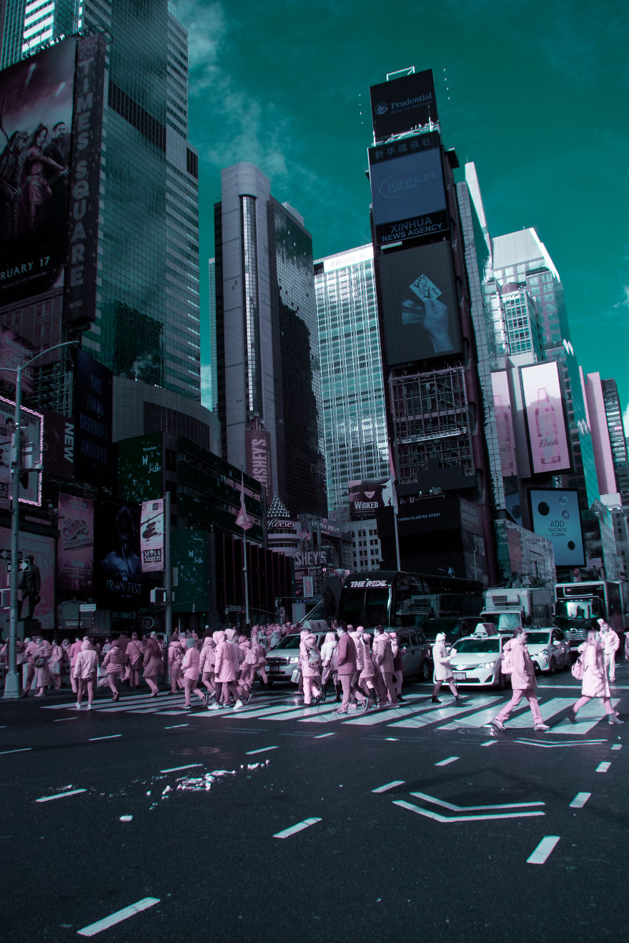 I Captured How New York Would Look Like If You Saw It In Infrared I Captured How New York Would Look Like If You Saw It In Infrared
