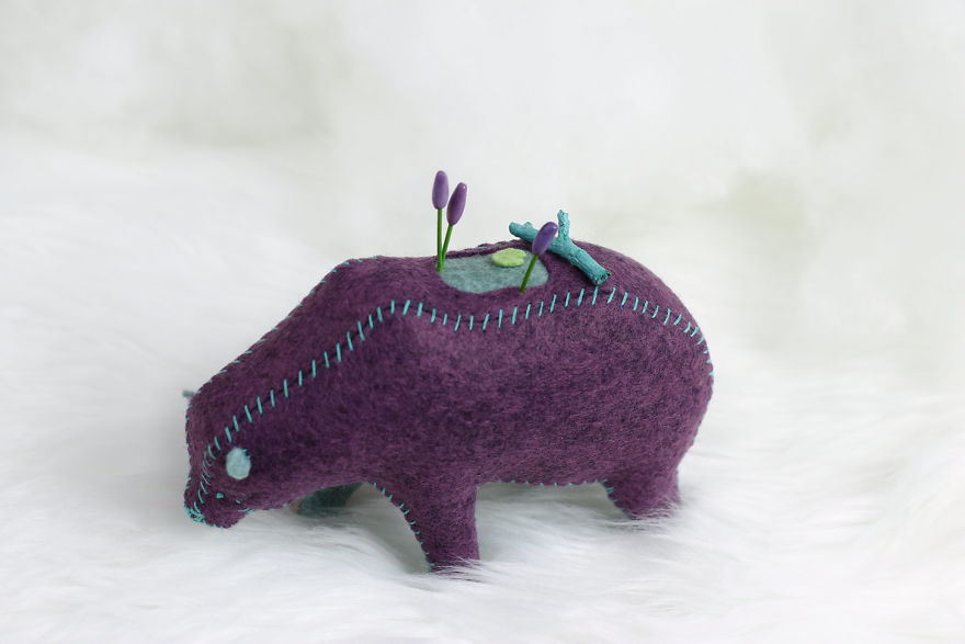 I Felt Bears That Carry Tiny Worlds On Their Shoulders I Felt Bears That Carry Tiny Worlds On Their Shoulders