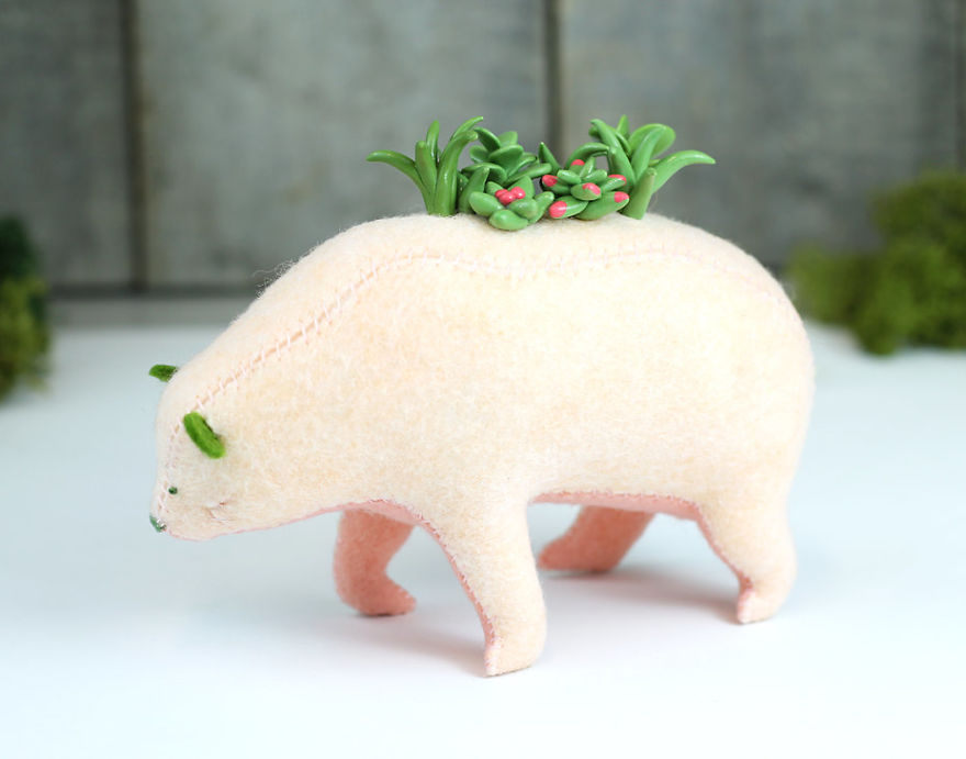 I Felt Bears That Carry Tiny Worlds On Their Shoulders I Felt Bears That Carry Tiny Worlds On Their Shoulders