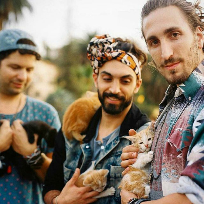 Hot Dudes With Kittens Is Still The Most Purrfect Instagram Account Ever (159 New Pics)